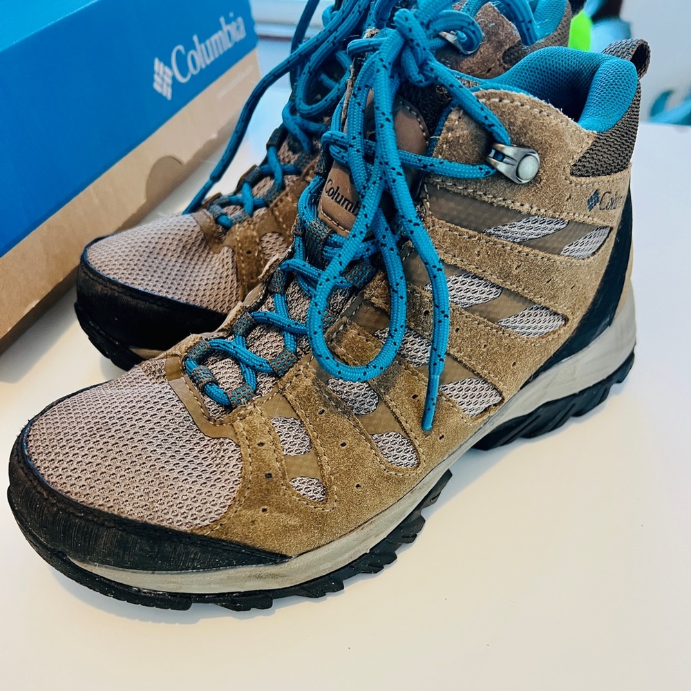 Columbia Redmond III Mid Waterproof Hiking Boot